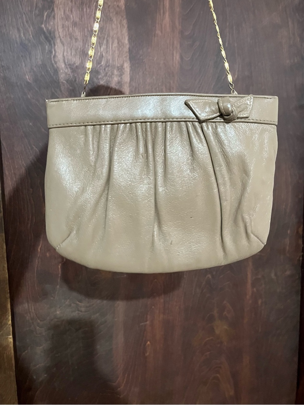 Vintage Taupe Leather Ruched Bow Gold Chain Shoulder Bag